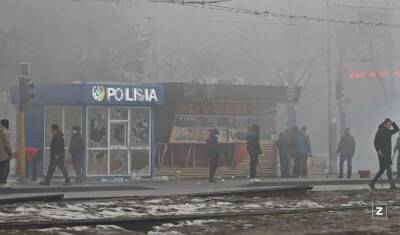 Почти 200 человек пострадали во время столкновений митингующих с полицией в Алма-Ате