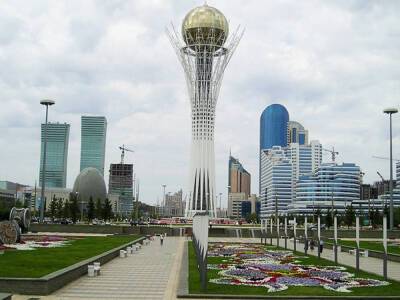 В столице Казахстана введен режим чрезвычайного положения