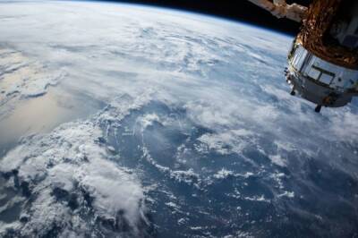 В Роскосмосе предложили передавать на Землю электроэнергию из космоса