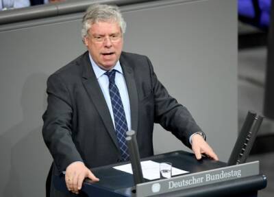 Депутат бундестага: правительство ФРГ трещит по швам из-за России