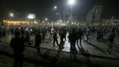 В ходе беспорядков в Алма-Ате избиты порядка 500 гражданских