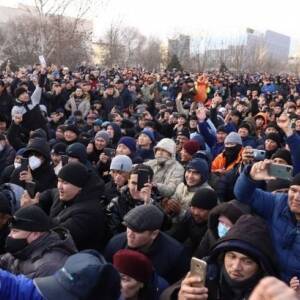 В Казахстане митингующие выдвинули требования к властям