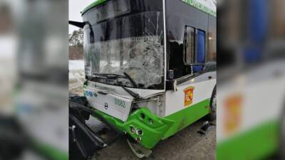 Стали известны подробности ДТП с автобусом в Воронеже: погибли младенец и мужчина