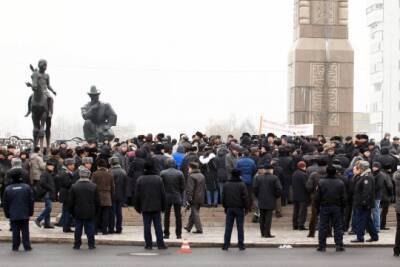 Песков прокомментировал массовые протестов в Казахстане