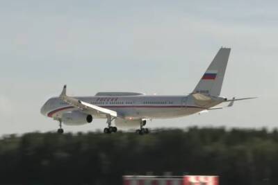 Самолет специального летного отряда «Россия» вылетел в Казахстан