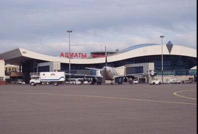 СМИ: аэропорт Алматы захвачен протестующими, идет эвакуация сотрудников