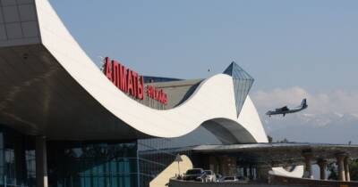 Протестующие захватили международный аэропорт Алматы, все рейсы отменены (фото, видео)