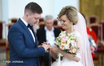 В Минюсте рассказали, кому запрещено жениться