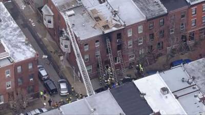 В результате пожара в Филадельфии погибли по меньшей мере 13 человек, в том числе 7 детей