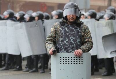 На всей территории Казахстана ввели режим ЧП