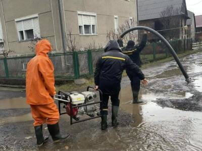 В Закарпатье сошли два селевых потока, подтоплено 160 хозяйств