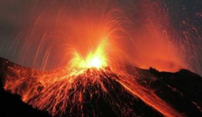 Один из крупнейших вулканов мира снова проснулся в Конго. ФОТО