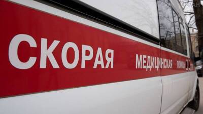 Очевидцы сообщили о ДТП с пострадавшими в Приморском районе Петербурге