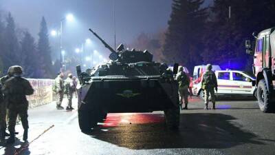 Военные и силовики начали «зачистку» Алма-Аты