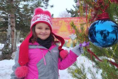Дети Кисловодска отправят шары с пожеланиями Деду Морозу в Великом Устюге