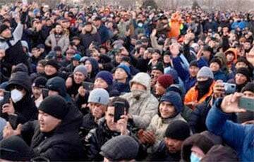 Салтанат Азирбек - Протесты в Казахстане: полиция сообщила о десятках убитых в Алматы - charter97.org - Казахстан - Белоруссия - Алма-Ата
