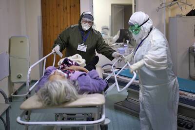 Коронавирусом в России заболели еще 15316 человек
