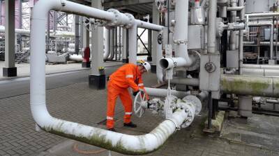 Цены на газ в Европе в первый час торгов превышают $1100 за тысячу кубометров