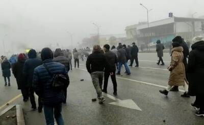 В ходе столкновений в Алма-Ате погибли 12 сотрудников правоохранительных органов
