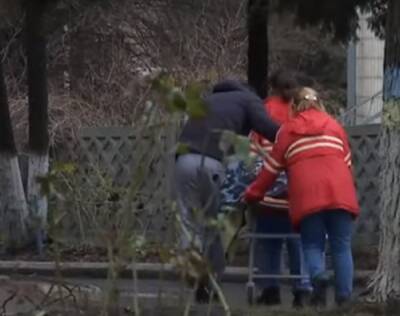 Не хотел отдавать авто: иностранец избил мужчину под Одессой, кадры