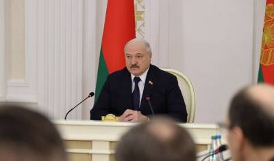 Лукашенко призвал протестующих в Казахстане договариваться с властями