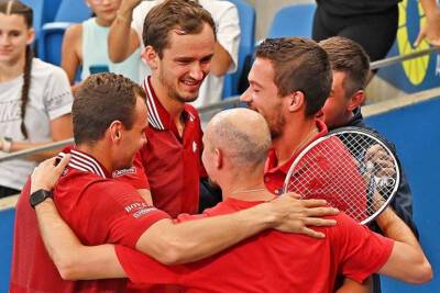 Сборная России сыграет с Канадой в полуфинале ATP Cup