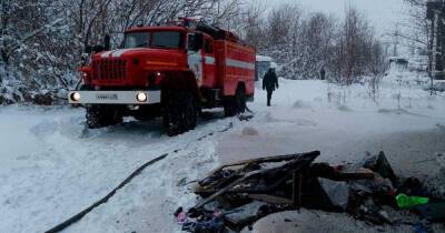 Два ребенка погибли при пожаре в доме в Архангельске - ren.tv - Архангельск - Архангельск
