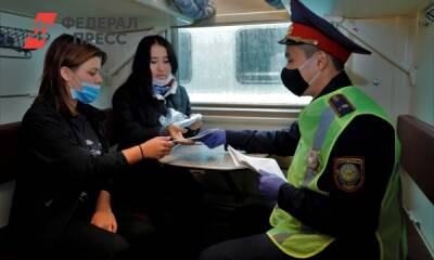 Казахстан продолжает впускать иностранцев
