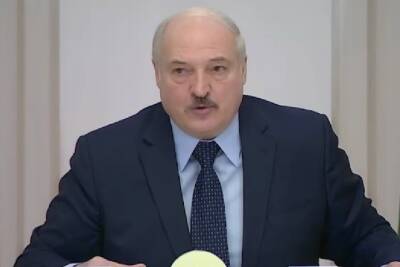 Лукашенко потребовал не отдавать Казахстан