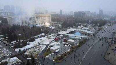 В Алма-Ате идет повторная зачистка площади Республики и прилегающих улиц: слышна стрельба (видео, фото)