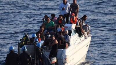 Ливия - У берегов Ливии в 2021 году спасли более 32 тыс. нелегальных мигрантов - trend.az - Ливия