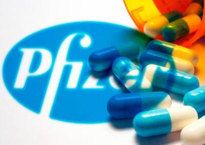 Чехия потратит 2 млрд крон на таблетки от коронавируса Pfizer