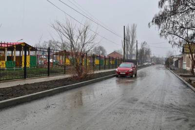 На Социалистической улице в Астрахани завершили ремонт дороги