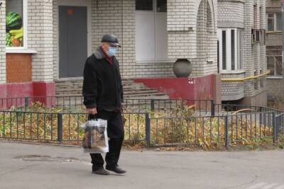 Численность пенсионеров в Саратовской области сокращается рекордными темпами
