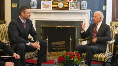 Президент США Байден повторил ляп Кличко: опять конфуз