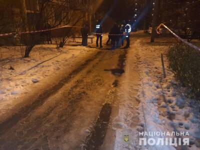 В Харькове возле подъезда дома обнаружено тело новорожденного ребенка