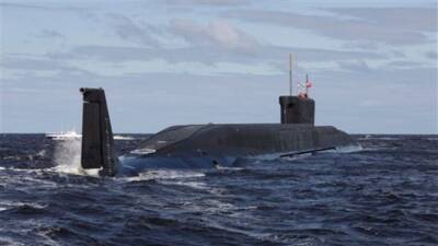 Российская подлодка задела гидролокатор британского военного корабля