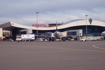 Российские миротворцы взяли под контроль аэропорт Алма-Аты