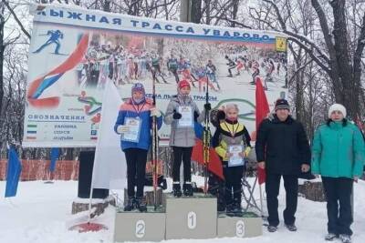 Более 150 лыжников приняли участие в рождественской гонке в Уварово