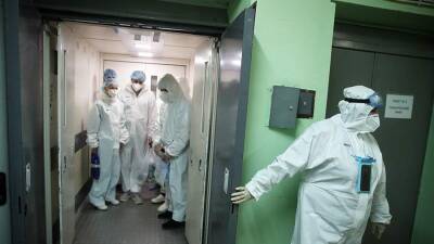 В России за сутки зарегистрировали 16 735 случаев коронавируса