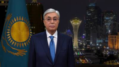 Президент Казахстана разрешил стрелять "по террористам без предупреждения"