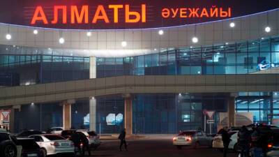 Аэропорт Алма-Аты взят под контроль российскими миротворцами