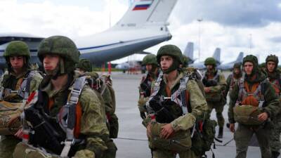 Самолеты Ил-76 с российским миротворческим контингентом ОДКБ приземлились в Алма-Ате