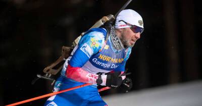 Россиянин Логинов выиграл спринт на этапе КМ по биатлону в Германии