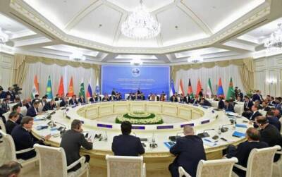 ШОС одобрил решение Казахстана обратиться в ОДКБ за помощью миротворцев