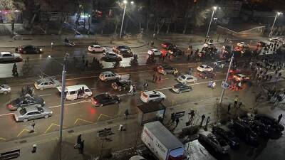 СМИ сообщили о продолжении зачистки в Алма-Ате