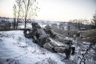 Боевики продолжают обстреливать украинские позиции на Донбассе