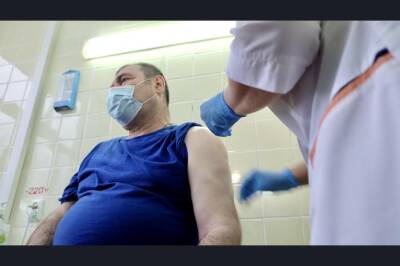Более 5000 жителей Новосибирска вакцинировались от СOVID-19 в первые дни нового года