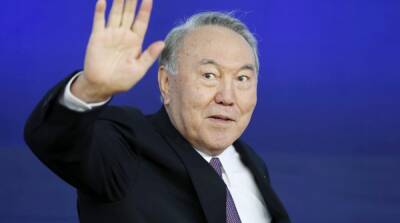 Назарбаев покинул Казахстан - СМИ