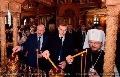 Лукашенко зажёг рождественскую свечу в минском храме и сделал важные политические заявления по ситуации в Казахстане
